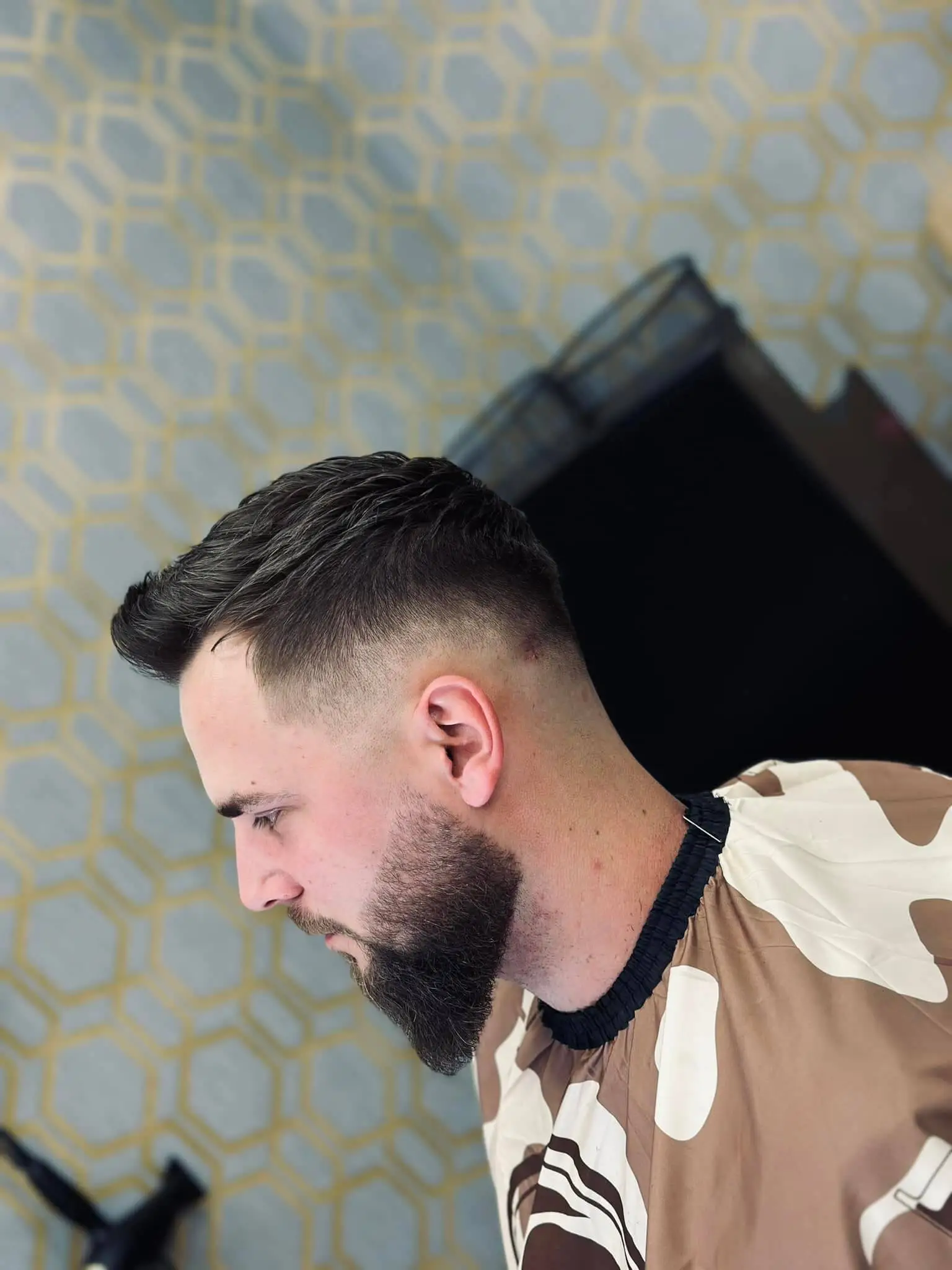 Pompadour fade — Razor Sznyt Knurów